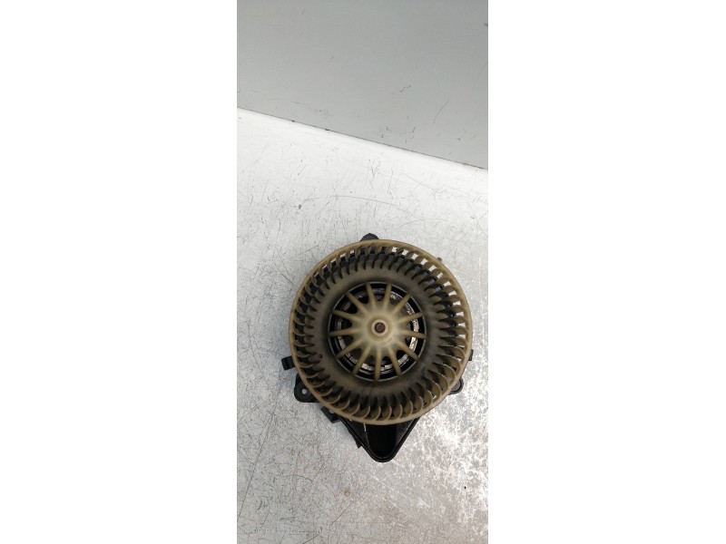 Recambio de motor calefaccion para fiat doblo cargo (223) 1.3 jtd referencia OEM IAM 141730600  