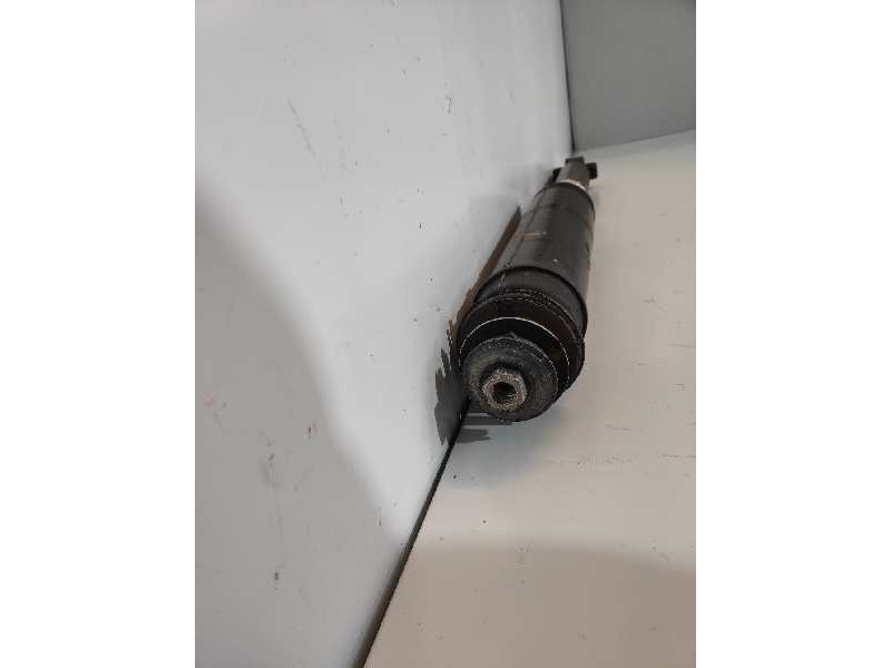Recambio de amortiguador trasero izquierdo para toyota avensis (t27) premium referencia OEM IAM 4853005373 12694861 