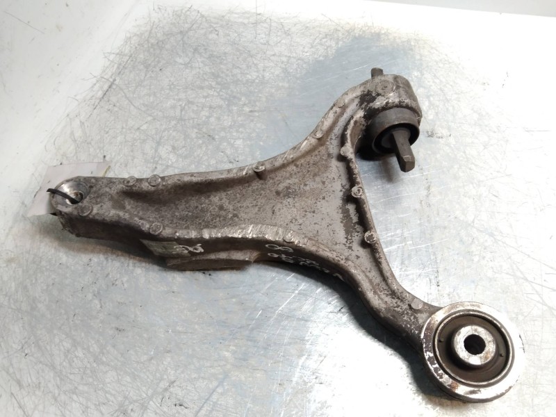 Recambio de brazo suspension inferior delantero derecho para volvo xc70 2.4 diesel cat referencia OEM IAM   