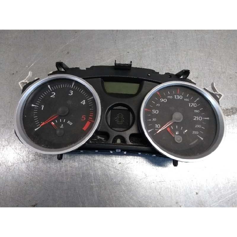 Recambio de cuadro instrumentos para renault megane ii berlina 3p 1.5 dci diesel cat referencia OEM IAM 8200720321M  
