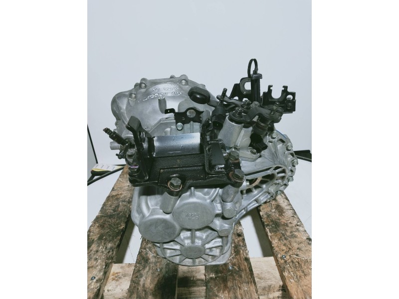 Recambio de caja cambios para kia magentis 2.0 crdi referencia OEM IAM S605JC 002770 