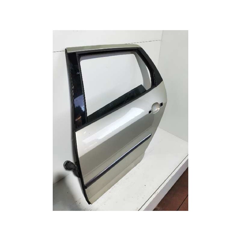 Recambio de puerta trasera izquierda para peugeot 407 sw st sport pack referencia OEM IAM  5 PUERTAS RANCHERA 