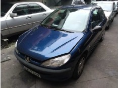 peugeot 206 berlina del año 2002