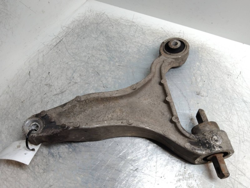 Recambio de brazo suspension inferior delantero izquierdo para volvo xc70 2.5 20v turbo cat referencia OEM IAM   