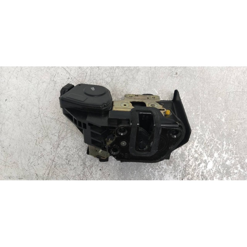 Recambio de motor cierre centralizado delantero derecho para hyundai elantra (xd) 1.6 comfort (5-ptas.) referencia OEM IAM   