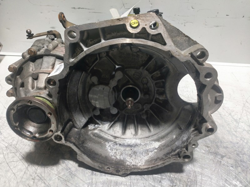 Recambio de caja cambios para volkswagen golf iii berlina (1h1) gt referencia OEM IAM DGG 07077 147