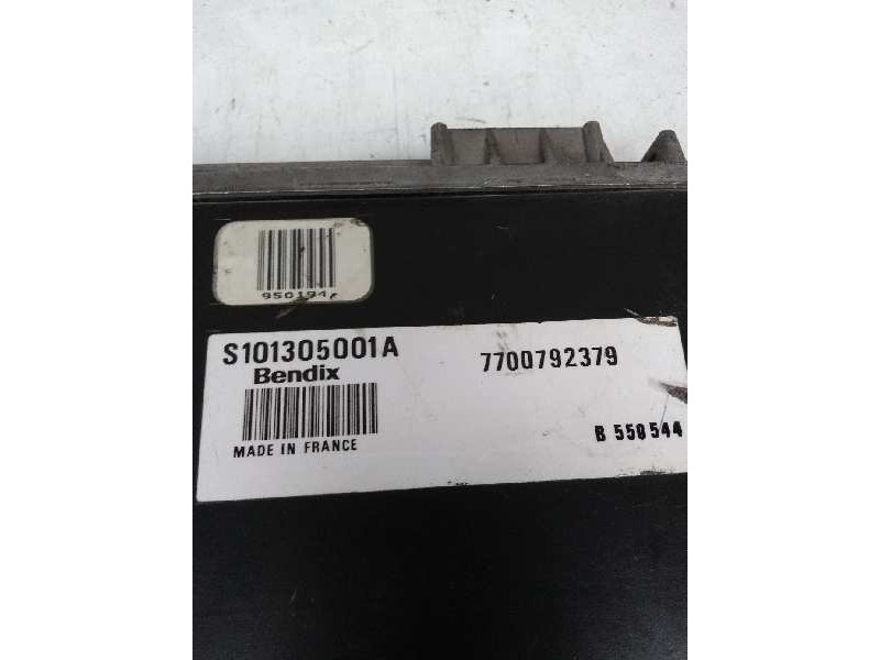 Recambio de centralita abs para renault 19 hatchback (b/c53) referencia OEM IAM S101305001A 7700792379 B550544