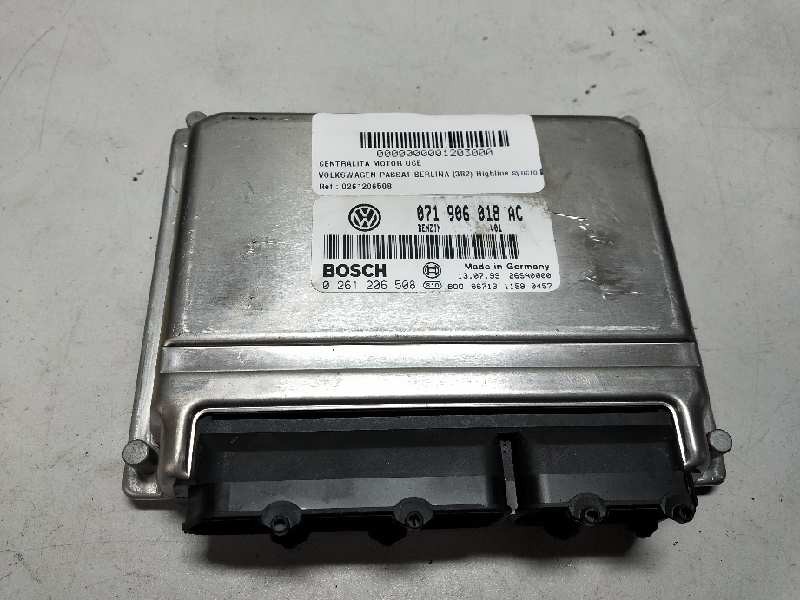 Recambio de centralita motor uce para volkswagen passat berlina (3b2) highline syncro / 4motion referencia OEM IAM 0261206508 07