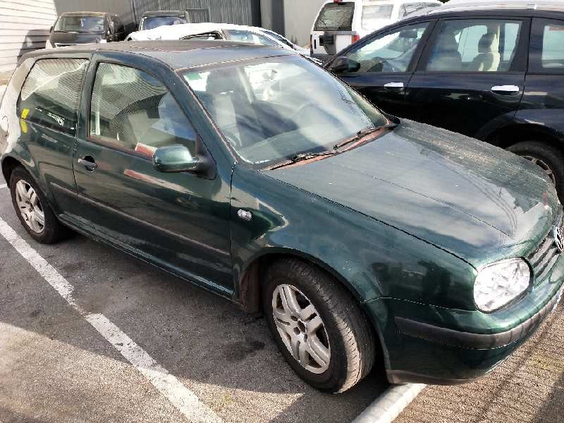 volkswagen golf iv berlina (1j1) del año 2006