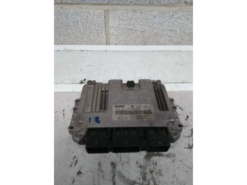 Recambio de centralita motor uce para renault scenic ii 1.9 dci diesel referencia OEM IAM 0281011776 8200391966 8200386508