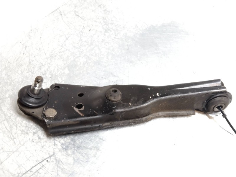 Recambio de brazo suspension superior delantero izquierdo para volvo serie 340 340 gl referencia OEM IAM   