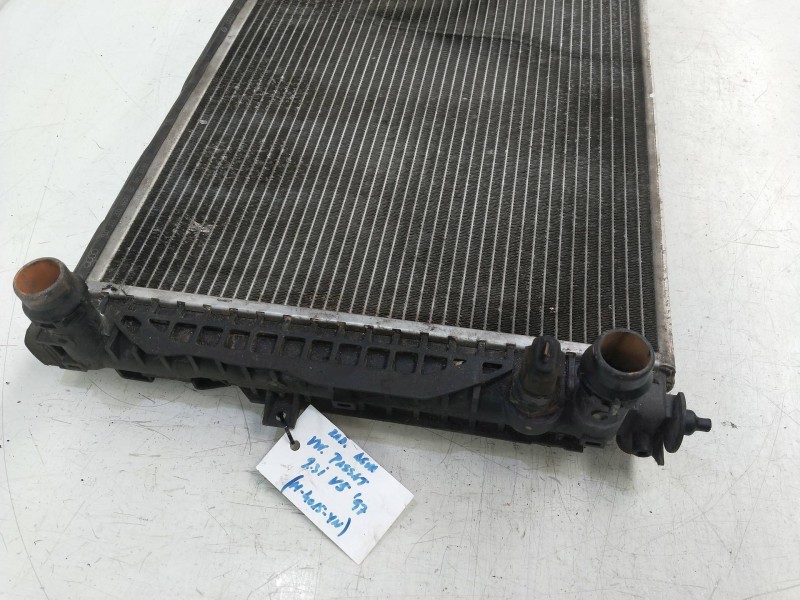 Recambio de radiador agua para volkswagen passat berlina (3b2) highline syncro / 4motion referencia OEM IAM   