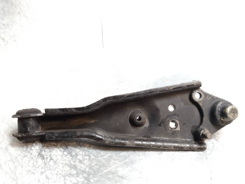 Recambio de brazo suspension superior delantero izquierdo para volvo serie 340 340 dl diesel referencia OEM IAM   