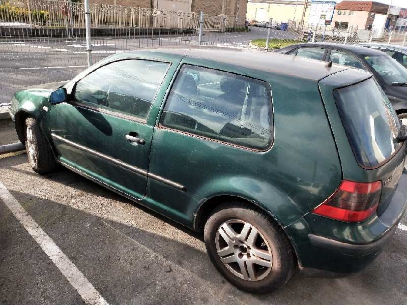 volkswagen golf iv berlina (1j1) del año 2006