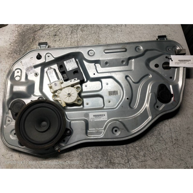 Recambio de elevalunas delantero derecho para volvo s40 berlina 2.0 d kinetic referencia OEM IAM 8679081 30773907AA 4P