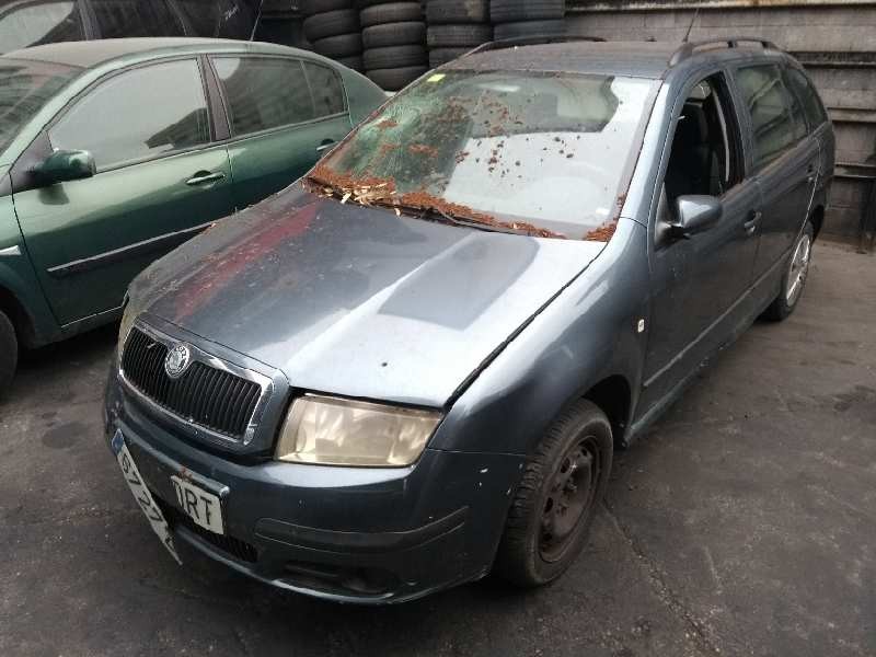 skoda fabia familiar (6y5) del año 2000