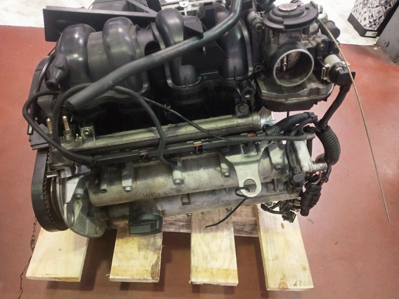 Recambio de motor completo para volkswagen lupo (6x1/6e1) 1.4 16v referencia OEM IAM AUA 217092 