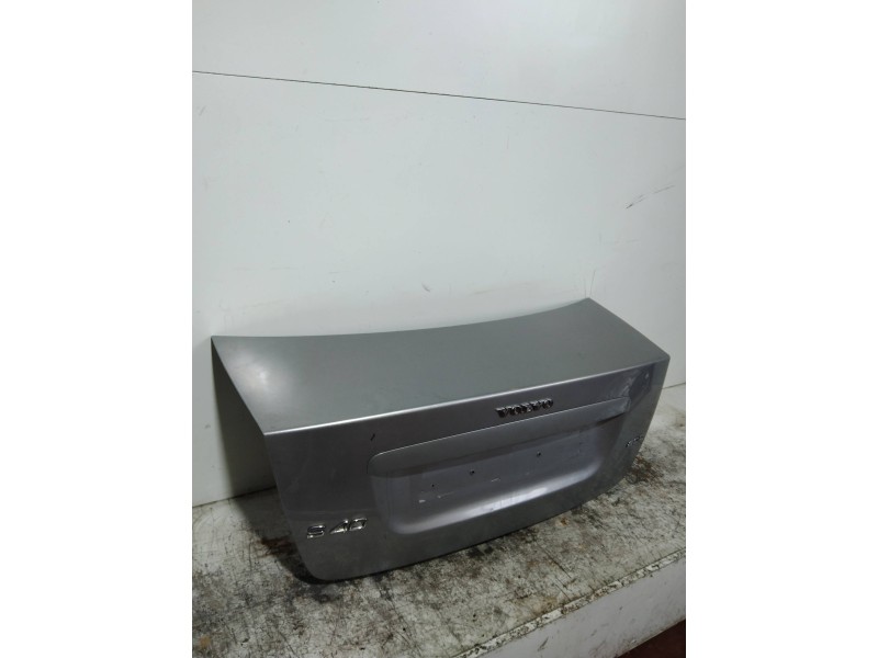 Recambio de tapa maletero para volvo s40 berlina 2.0 d kinetic referencia OEM IAM   