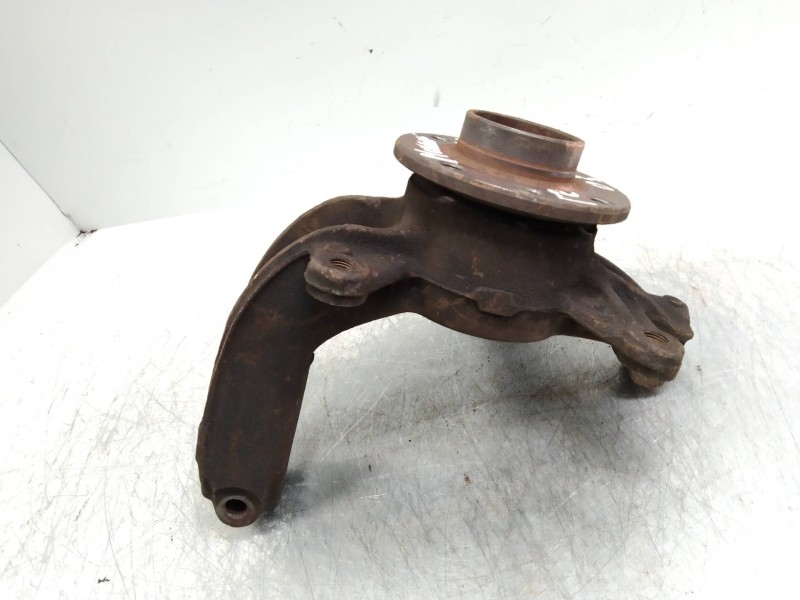 Recambio de mangueta delantera izquierda para renault megane ii berlina 5p 2.0 16v turbo referencia OEM IAM   