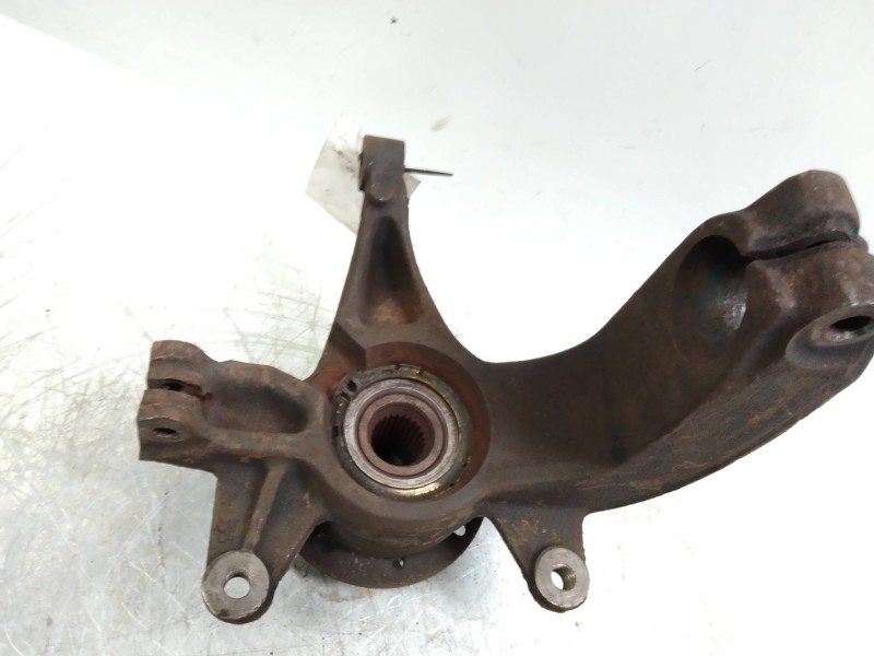 Recambio de mangueta delantera izquierda para renault megane ii berlina 5p 2.0 16v turbo referencia OEM IAM   