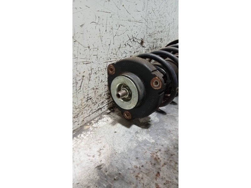 Recambio de amortiguador delantero derecho para audi a2 (8z) 1.4 tdi (55kw) referencia OEM IAM   
