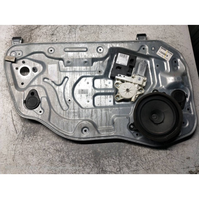 Recambio de elevalunas delantero izquierdo para volvo s40 berlina 2.0 d kinetic referencia OEM IAM 8679080 30773901AA 4P