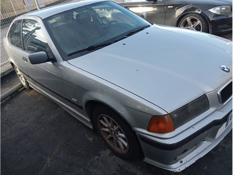 bmw serie 3 compacto (e36) del año 2000