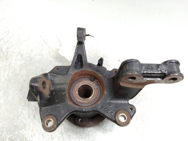 Recambio de mangueta delantera izquierda para renault megane iii sport tourer 1.5 dci diesel referencia OEM IAM   