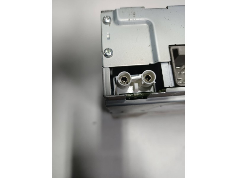 Recambio de sistema audio / radio cd para volvo s40 berlina 2.0 d kinetic referencia OEM IAM 30732850AA  