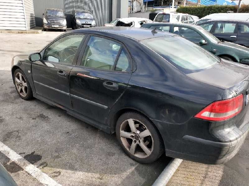 saab 9-3 berlina del año 2005