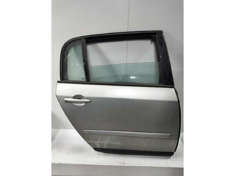 Recambio de puerta trasera derecha para renault vel satis (bj0) 3.5 v6 referencia OEM IAM   