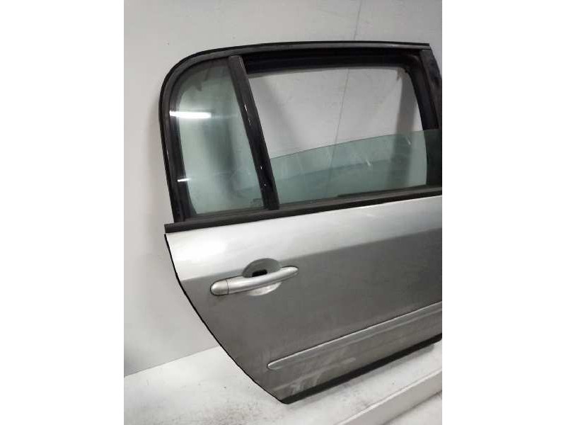 Recambio de puerta trasera derecha para renault vel satis (bj0) 3.5 v6 referencia OEM IAM   