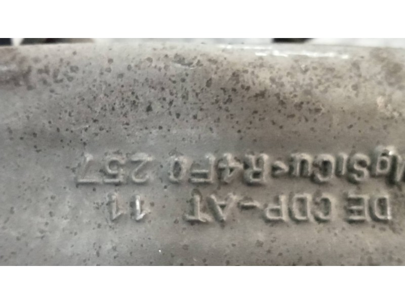 Recambio de mangueta delantera izquierda para audi a6 berlina (4f2) 2.0 tdi referencia OEM IAM 4F0257  