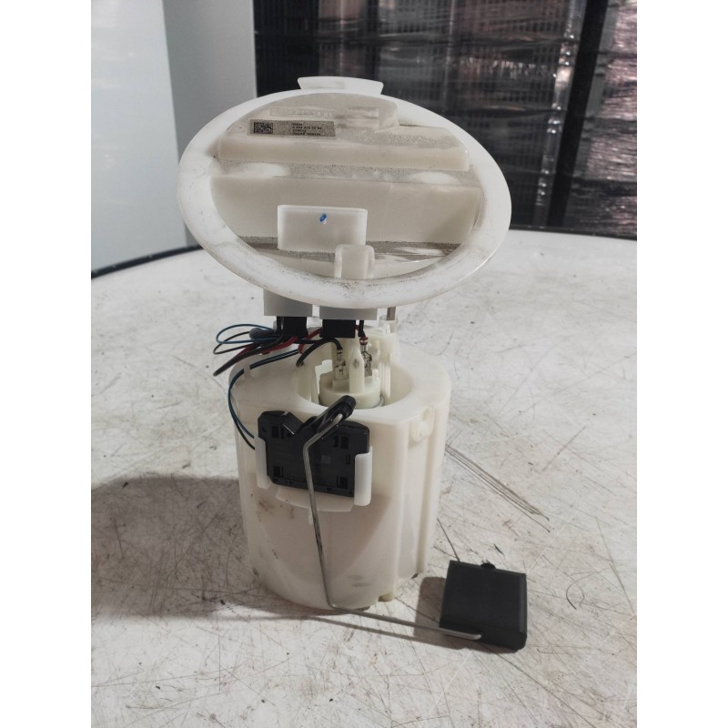 Recambio de bomba combustible para mercedes clase c (w204) berlina c 180 kompressor blueefficiency (204.044) referencia OEM IAM 