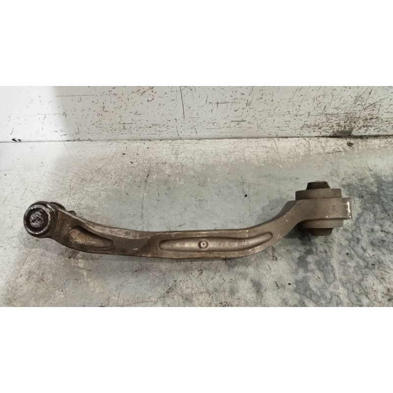 Recambio de brazo suspension inferior delantero izquierdo para audi a6 berlina (4f2) 2.0 tdi referencia OEM IAM 4F0407693H  