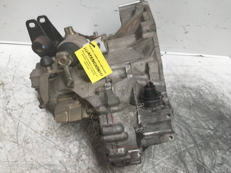 Recambio de caja cambios para toyota picnic (m10) 2.2 turbodiesel referencia OEM IAM 90303486  