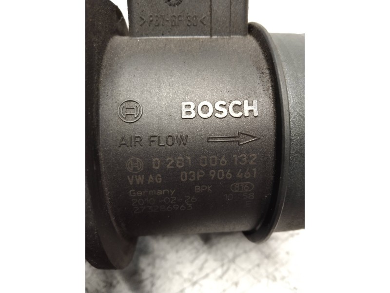 Recambio de caudalimetro para volkswagen polo (6r1) advance referencia OEM IAM 0281006132 03P906461 