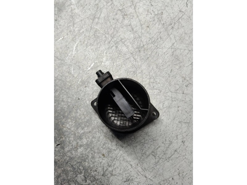 Recambio de caudalimetro para volkswagen polo (6r1) advance referencia OEM IAM 0281006132 03P906461 