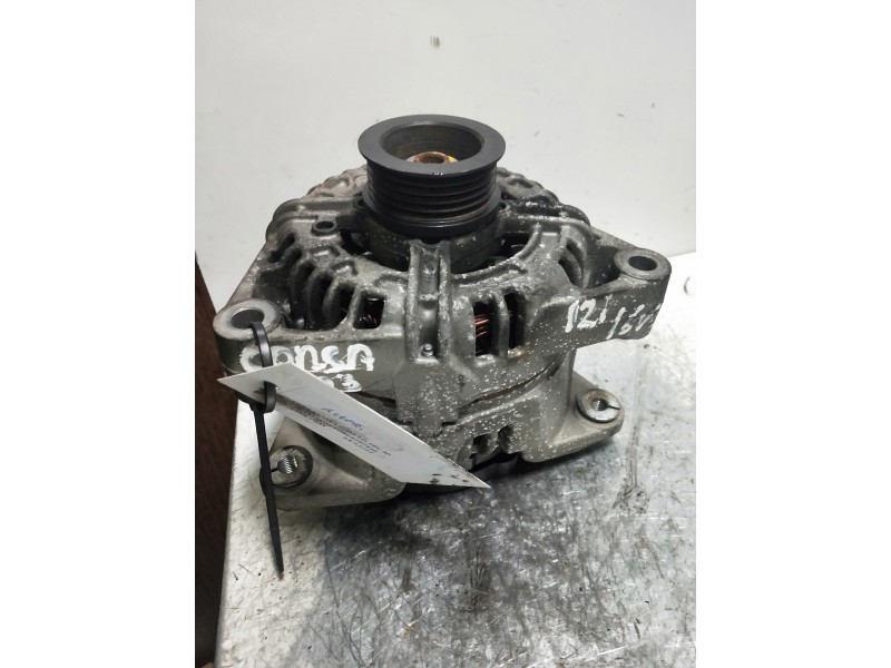 Recambio de alternador para opel corsa c cosmo referencia OEM IAM 0124425021  