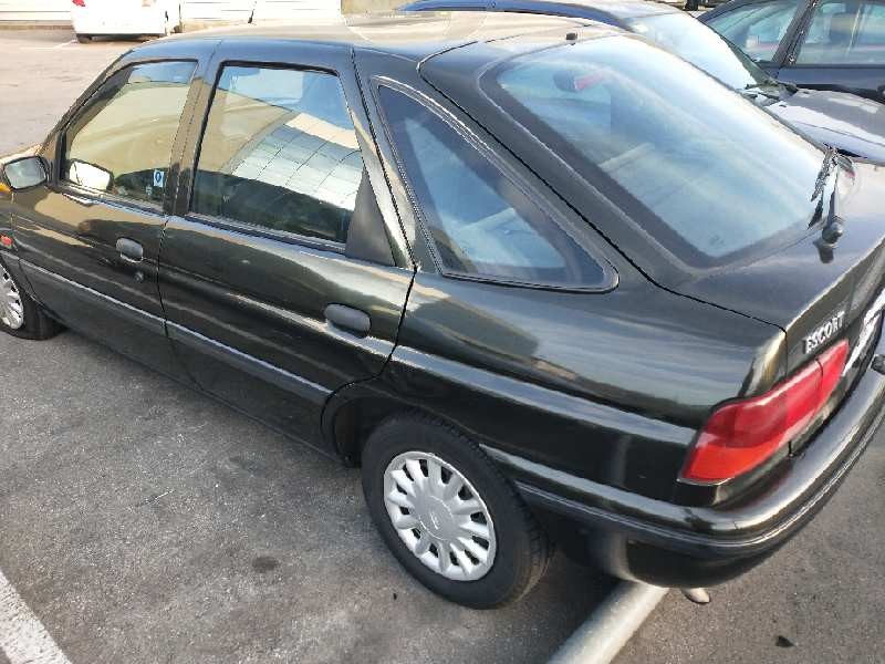 ford escort berl./turnier del año 1996