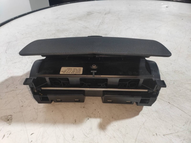 Recambio de pantalla multifuncion para mercedes clase c (w204) berlina c 180 kompressor blueefficiency (204.044) referencia OEM 