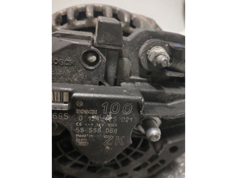 Recambio de alternador para opel corsa c cosmo referencia OEM IAM 0124425021  