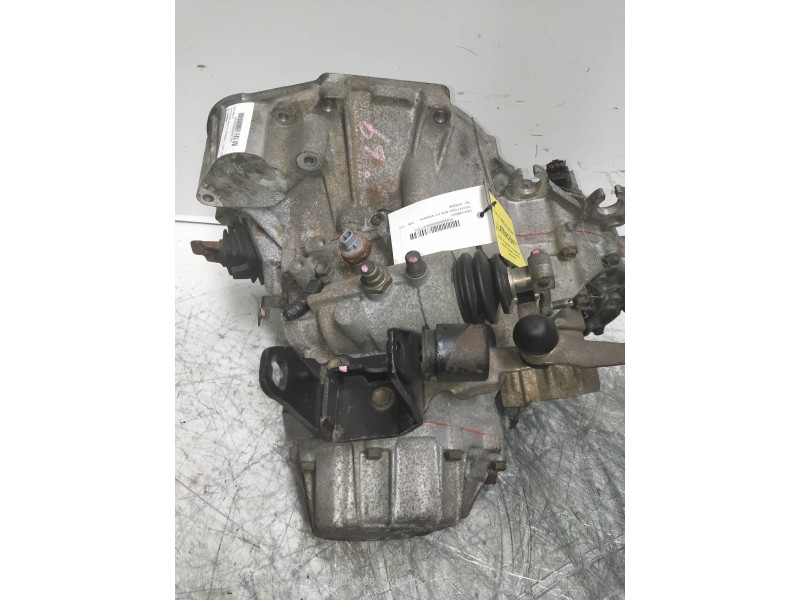 Recambio de caja cambios para toyota picnic (m10) 2.2 turbodiesel referencia OEM IAM 90303486  