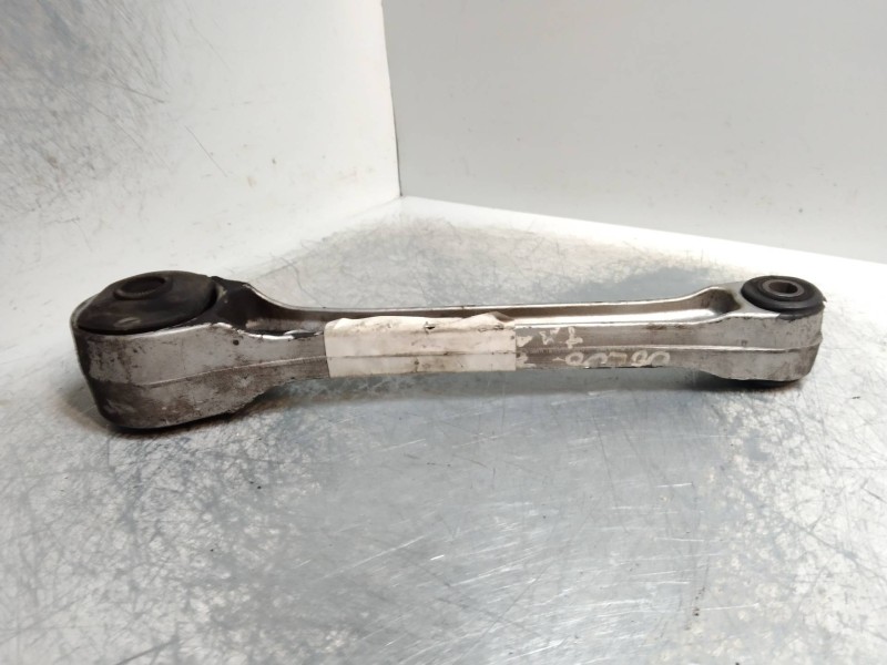 Recambio de tirante trasero derecho para volvo serie 940 berlina/familiar 2.4 td berlina referencia OEM IAM    Recambio de tirante trasero derecho para volvo serie 940 berlina/familiar 2.4 td berlina referencia OEM IAM