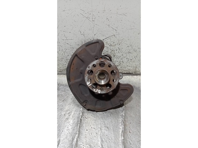 Recambio de mangueta delantera izquierda para mercedes clase e (w212) lim. e 220 bluetec 4matic (212.011) referencia OEM IAM   