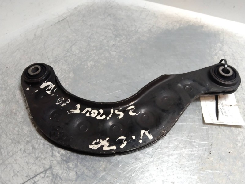 Recambio de brazo suspension superior trasero derecho para volvo c30 2.5 20v turbo cat referencia OEM IAM   