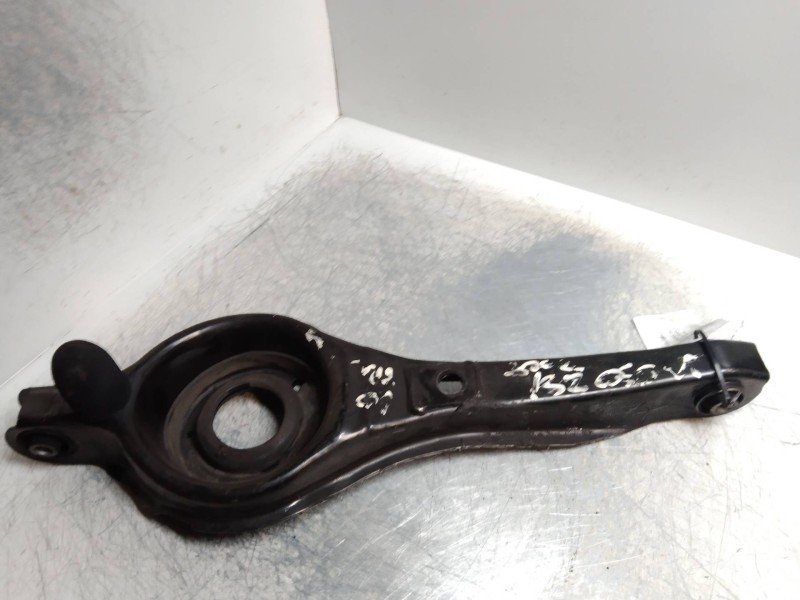 Recambio de brazo suspension inferior trasero derecho para volvo c30 2.5 20v turbo cat referencia OEM IAM   