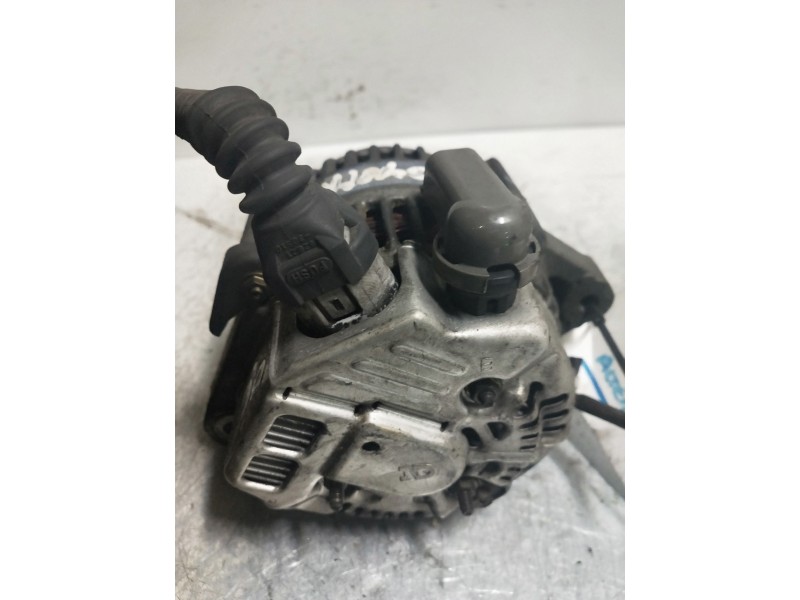 Recambio de alternador para toyota picnic (m10) turbodiesel referencia OEM IAM   