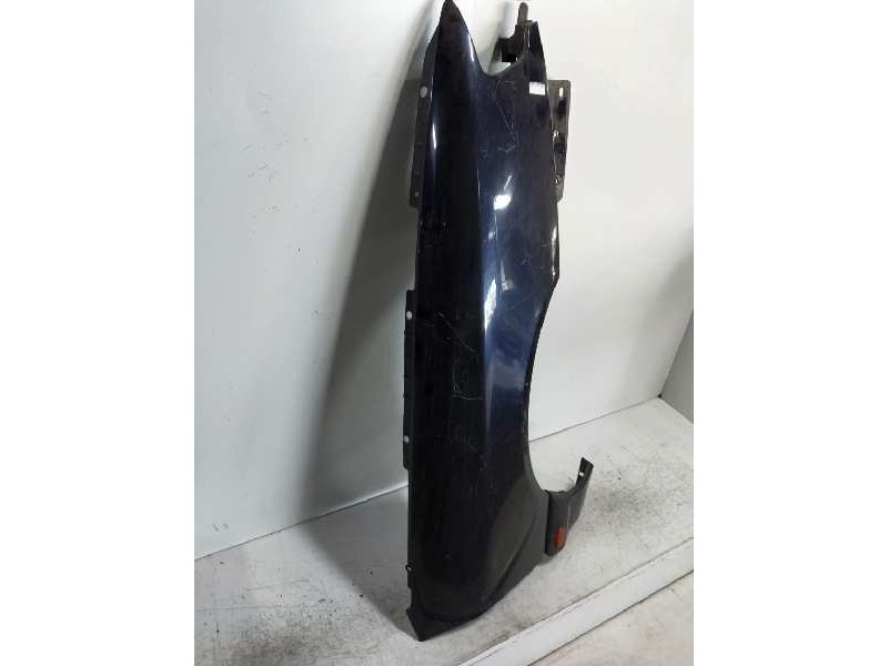 Recambio de aleta delantera derecha para renault safrane (b54) 2.2 turbodiesel referencia OEM IAM   