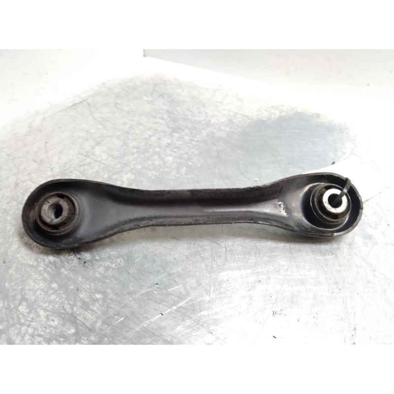 Recambio de brazo suspension superior trasero izquierdo para volvo c30 1.6 diesel cat referencia OEM IAM   